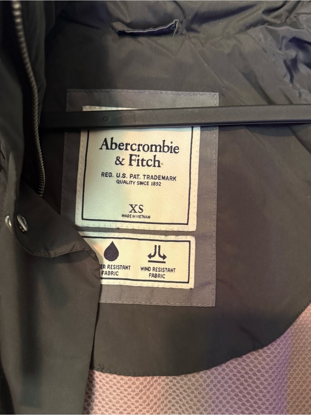 Abercrombie & Fitch Black Hooded Utility Jacket - Picture 3 of 6
